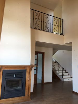 Image 19 - 205522
