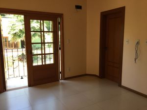 Image 33 - 205522