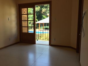 Image 35 - 205522