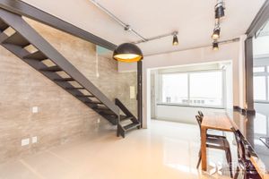 Image 3 - 205578