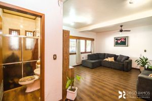 Image 3 - 205579