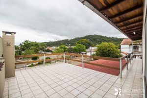 Image 16 - 205579