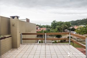 Image 30 - 205579