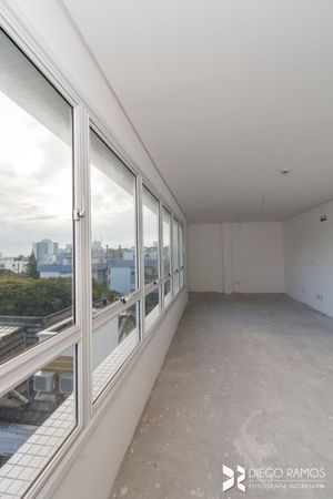 Image 10 - 205619