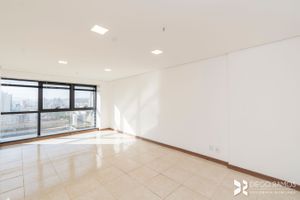 Image 3 - 205645