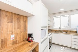 Image 21 - 205691
