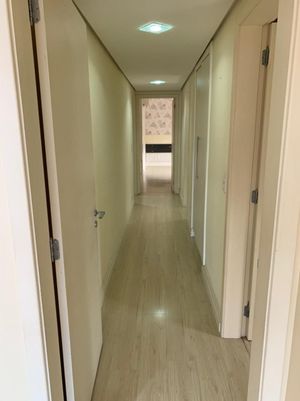 Image 11 - 205699