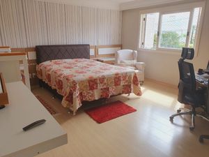 Image 3 - 205714