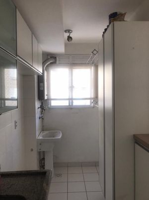 Image 4 - 205717