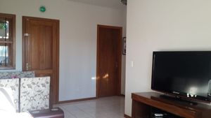 Image 3 - 205729