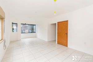 Image 1 - 205732
