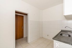 Image 17 - 205732
