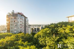 Image 1 - 205790