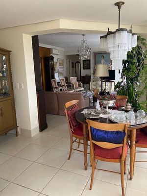 Image 13 - 205821