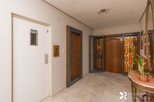 Image 38 - 205833