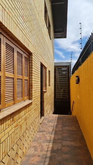 Image 31 - 205846