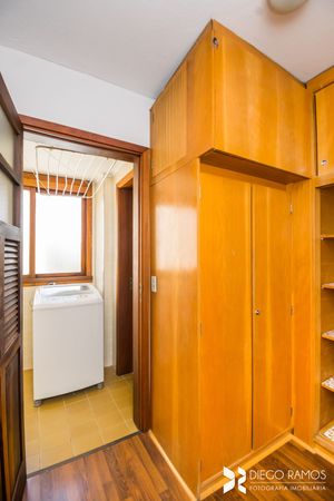 Image 35 - 205855