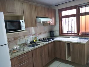 Image 7 - 205886