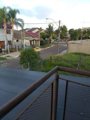 Image 17 - 205886