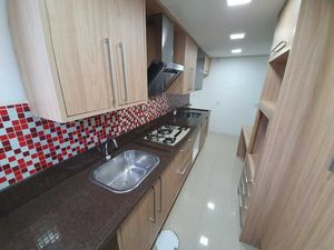 Image 5 - 205887