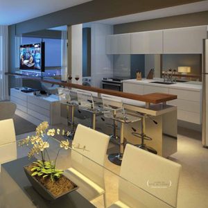 Image 17 - 205900