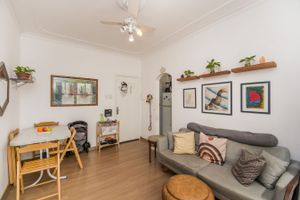 Image 4 - 205914