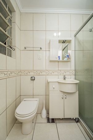 Image 14 - 205914