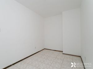 Image 32 - 205921