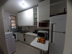 Image 5 - 205932