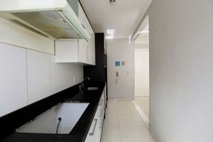 Image 6 - 205946