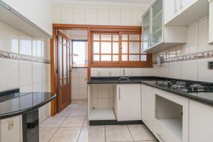 Image 26 - 205960