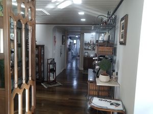 Image 8 - 205973