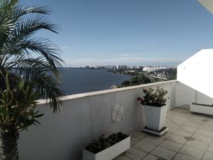Image 22 - 205973