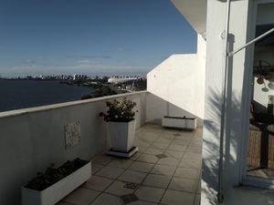 Image 21 - 205973