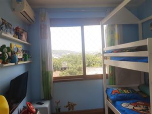 Image 19 - 205983