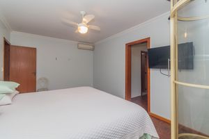 Image 30 - 206076