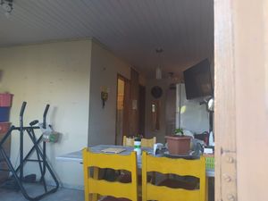 Image 4 - 206077