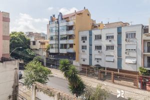 Image 15 - 206115