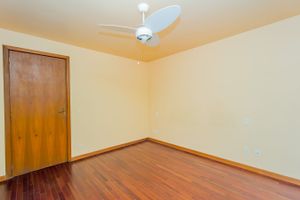 Image 19 - 206179