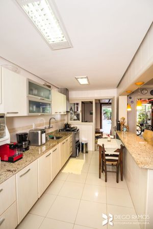 Image 36 - 206268