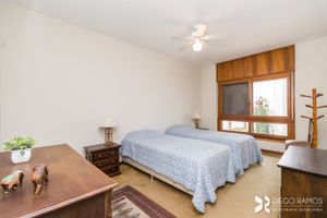 Image 30 - 206357