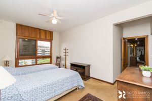 Image 31 - 206357