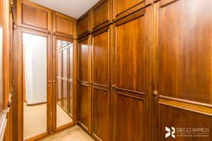 Image 33 - 206357