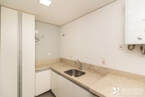 Image 44 - 206447