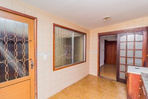 Image 19 - 206448
