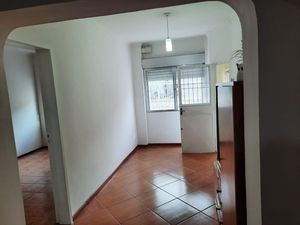 Image 2 - 206498