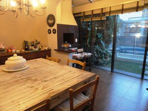 Image 3 - 206555