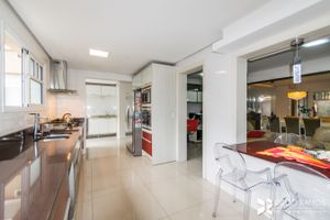 Image 38 - 206581
