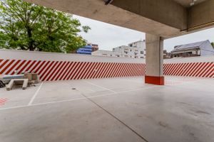 Image 20 - 206587