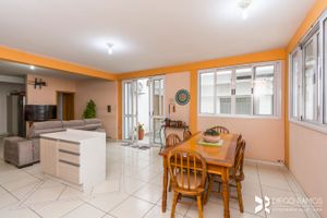 Image 3 - 206657